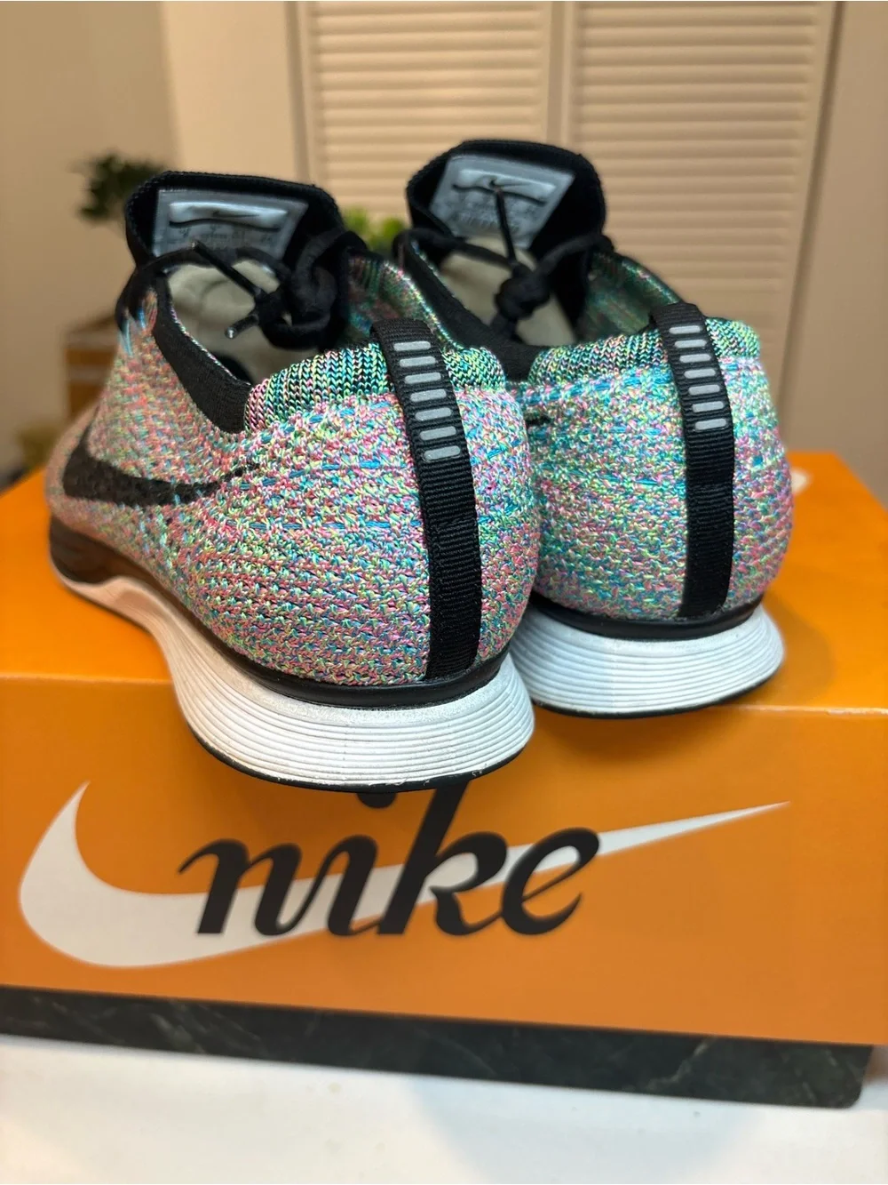 Nike Multicolor Flyknit Racer Men’s size 8 running shoes *Rare* Like New